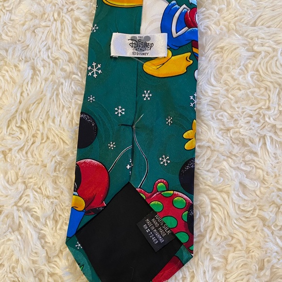 Disney • Holiday Mickey Mouse & Friends Necktie - Picture 5 of 6